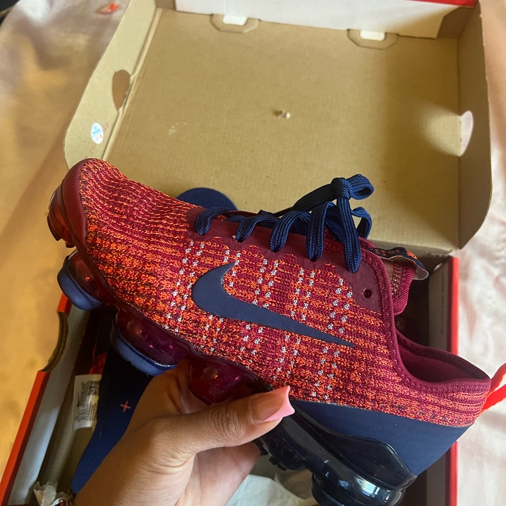 Nike Multicolor Air VaporMax Flyknit Sneakers